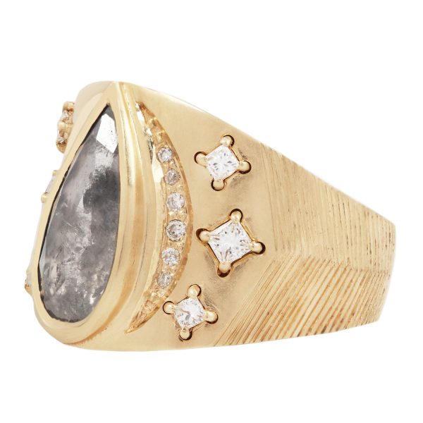 Grand Diamond Vega Ring Fashion