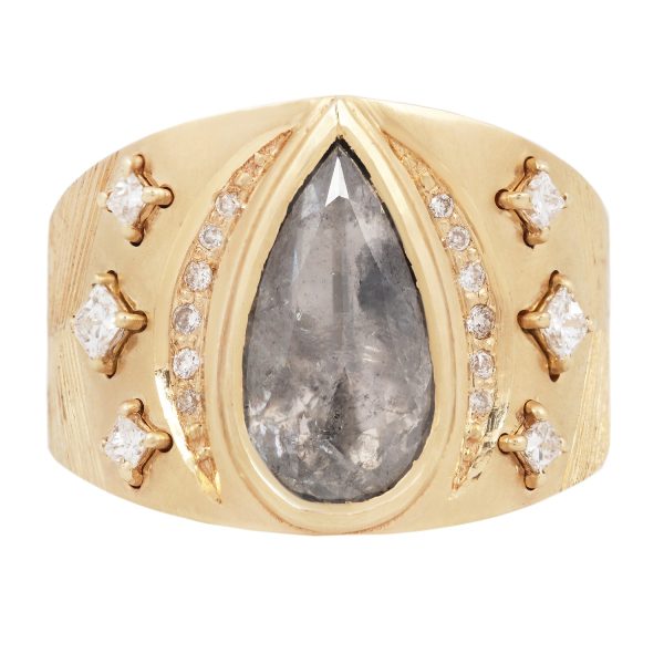 Grand Diamond Vega Ring Fashion